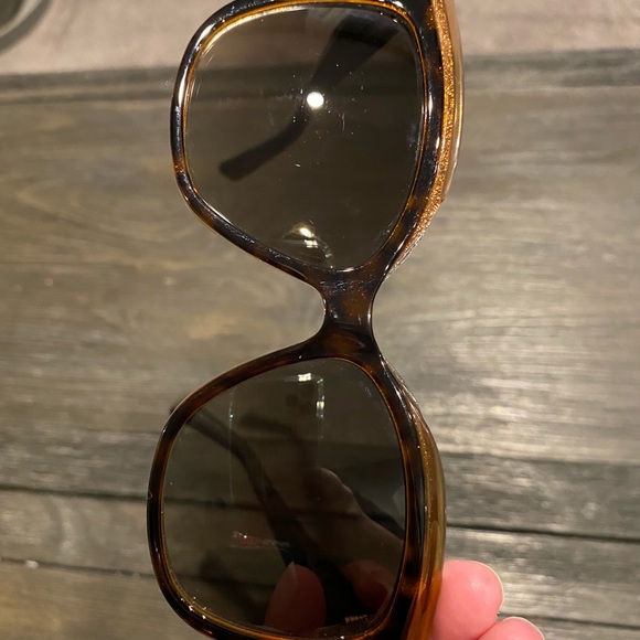 Authentic Christian Dior Glisten 2 Sunglasses - Picture 5 of 5